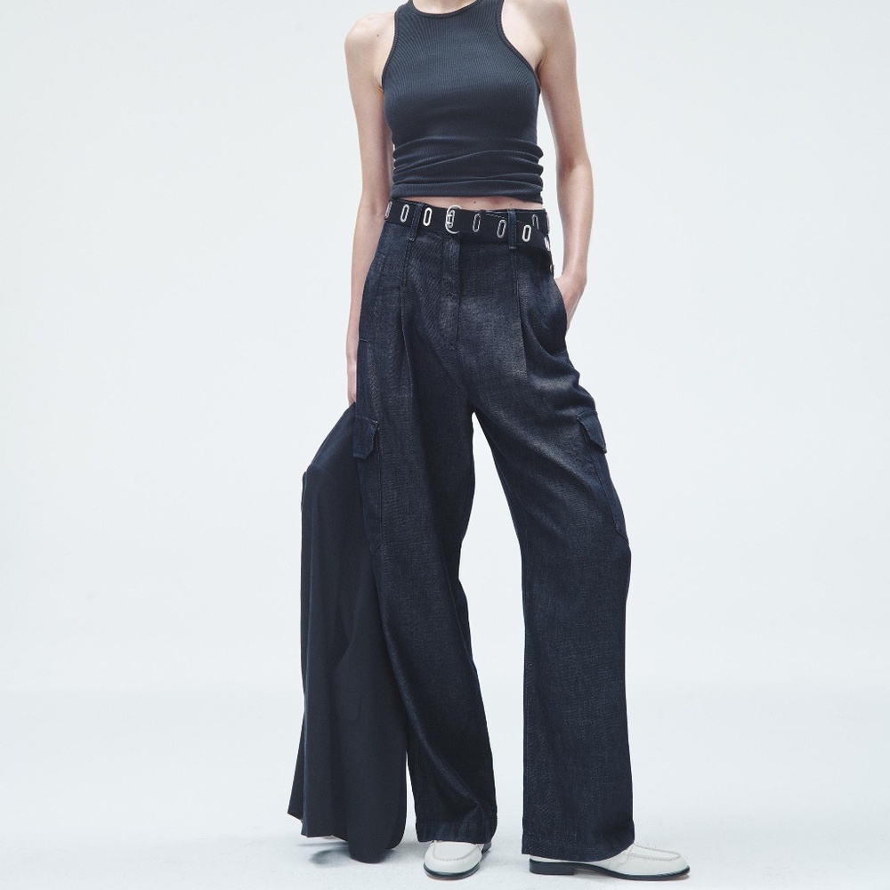 Rag and Bone Cassidy Cargo - Rinse Mid-Rise Featherweight Size 24